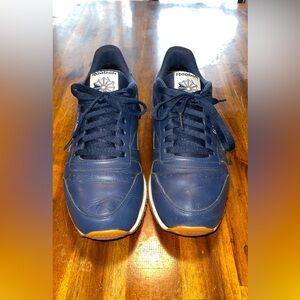 Navy Blue Reebok Classics - Men’s 10